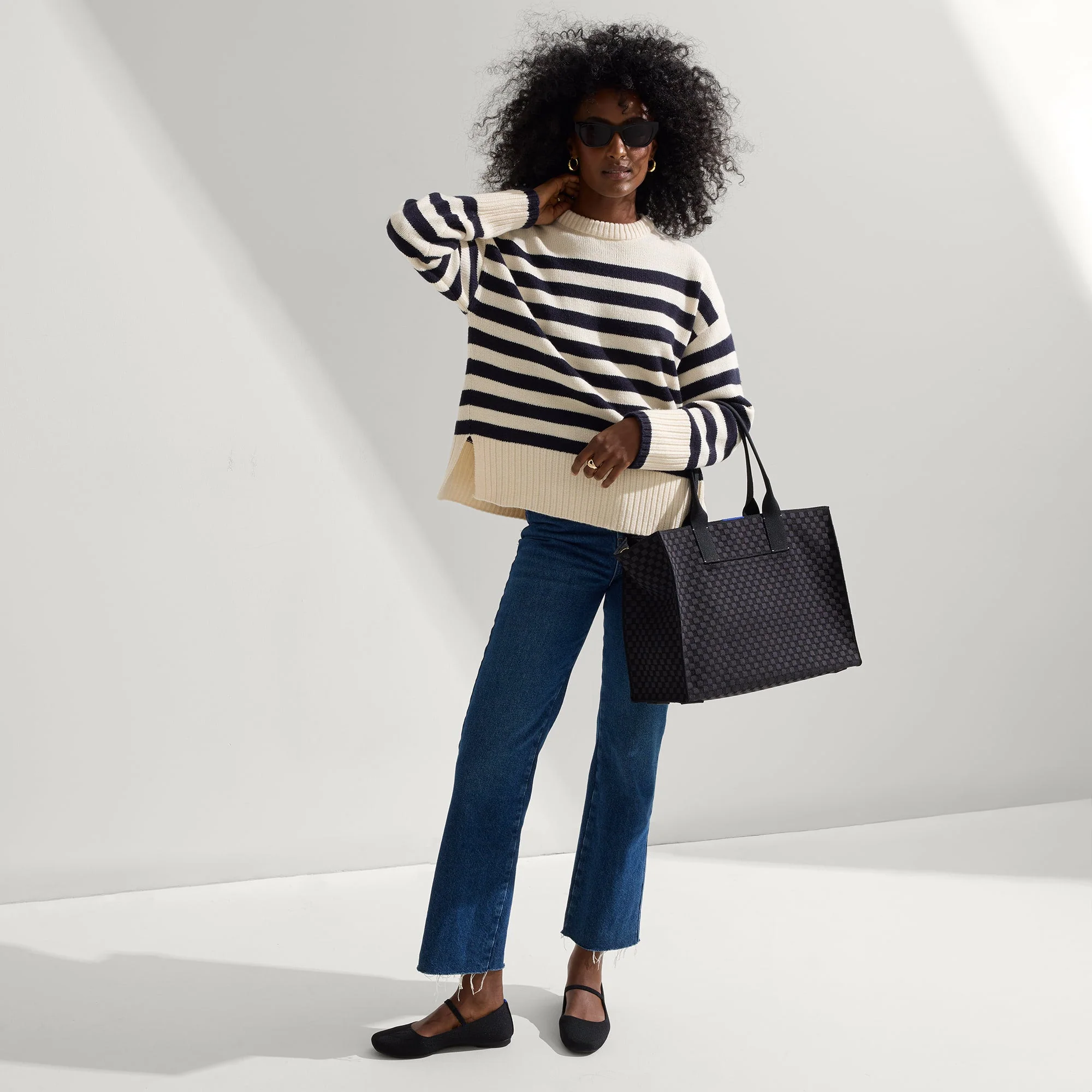 The Classic Tote - Black Sand - Image 10