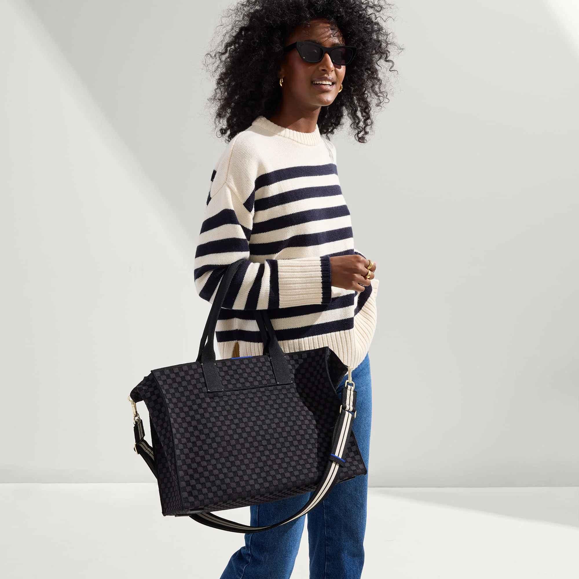 The Classic Tote - Black Sand - Image 4