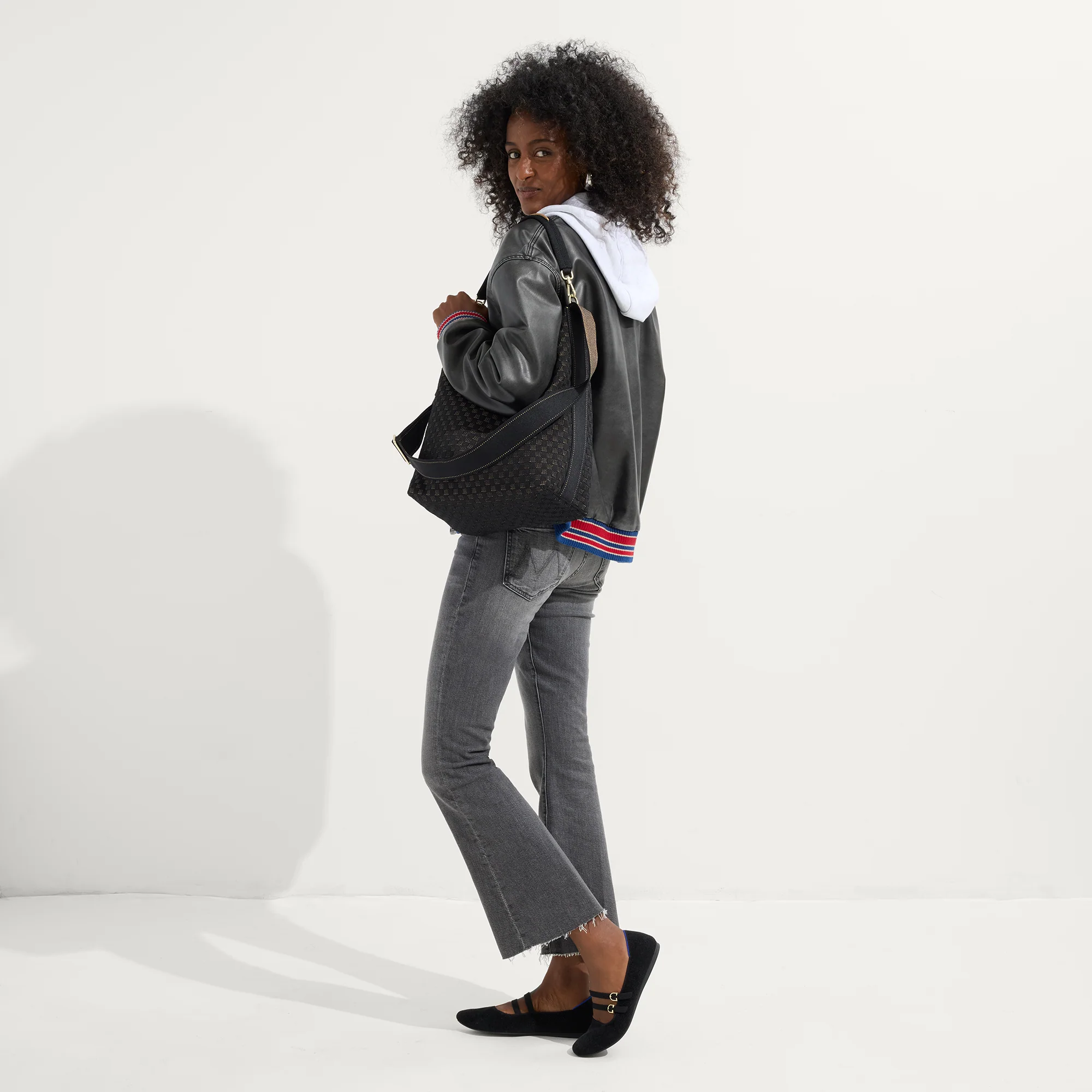 The Bucket Bag - Night Song - Image 4