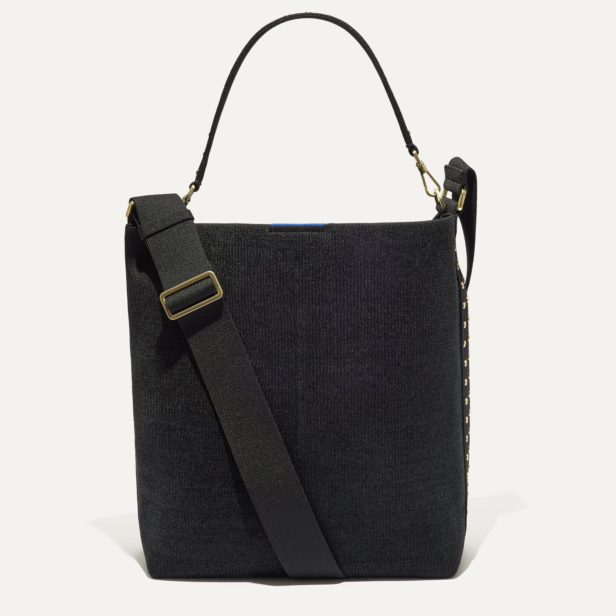 The ReVelvet™ Bucket Bag - ReVelvet™ Black - Image 2