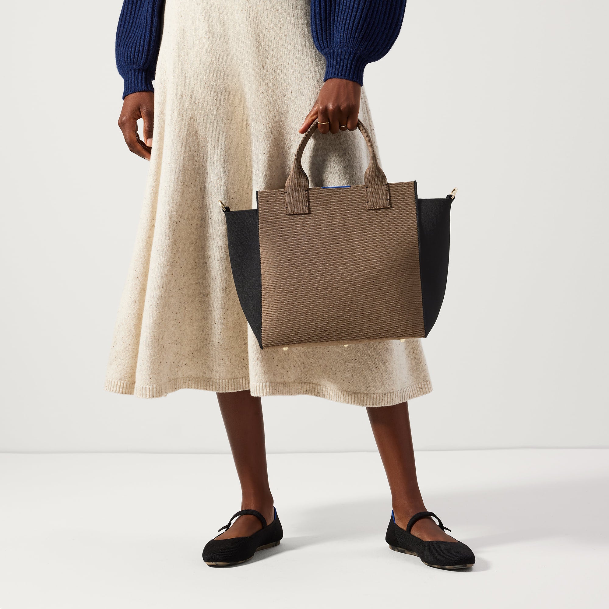 The Handbag - Black Cocoa - Image 3