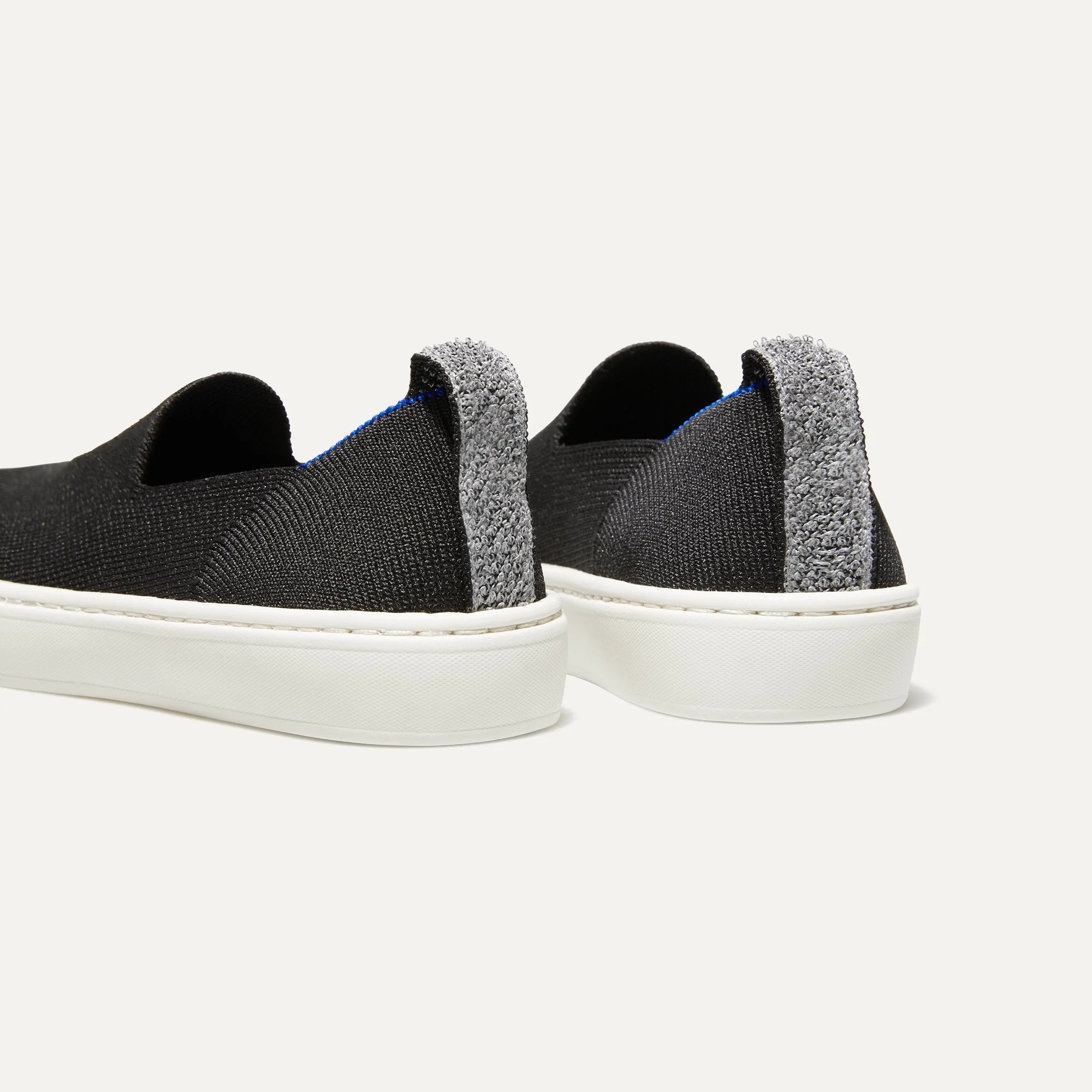 The Kids Sneaker - Black - Image 5