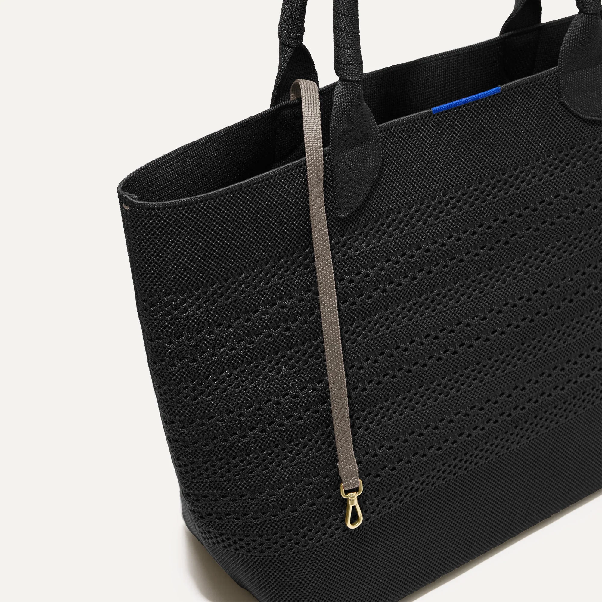 The Lightweight Tote - Black Crochet - Image 6