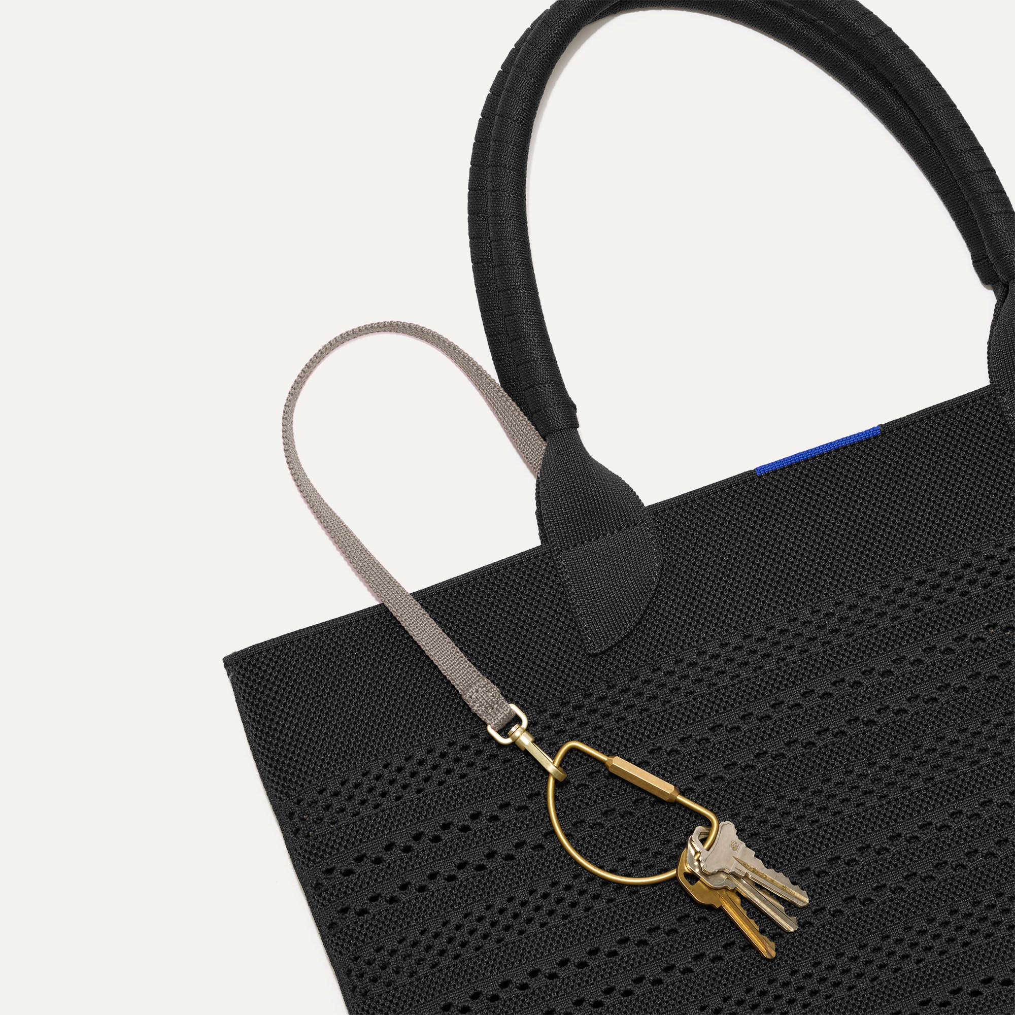 The Lightweight Tote - Black Crochet - Image 7