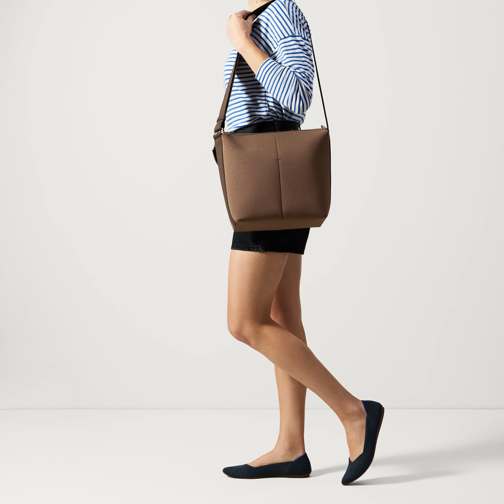 The Mini Zip Bucket - Rich Cocoa - Image 4
