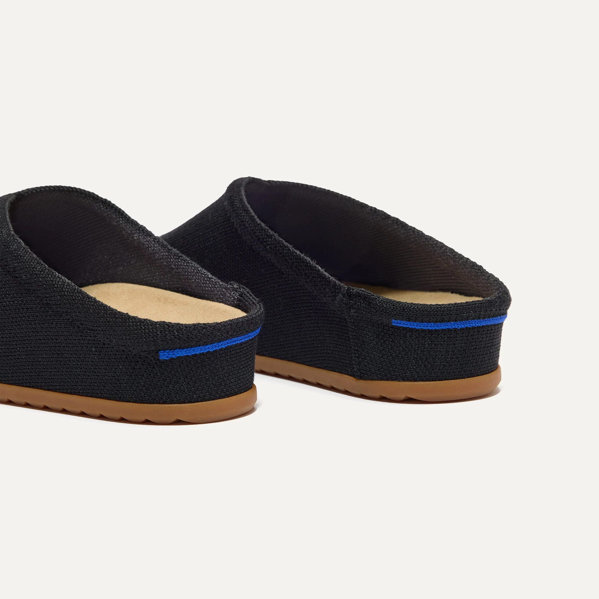 The Casual Clog - Black - Image 4