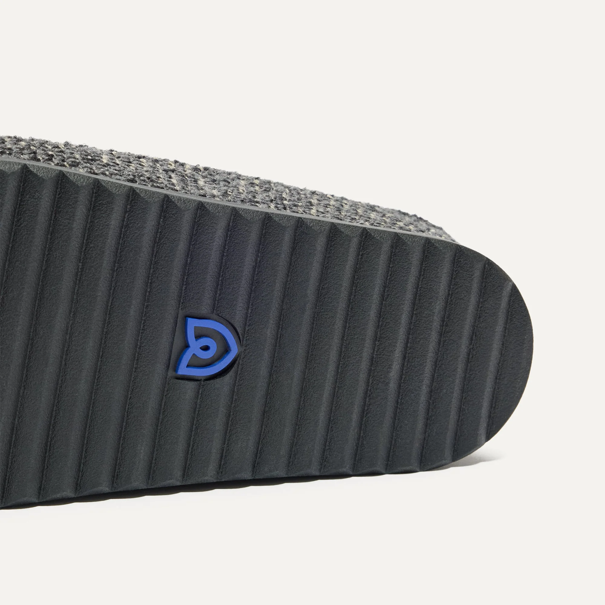 The Cozy Clog - Black Sesame Bouclé - Image 7