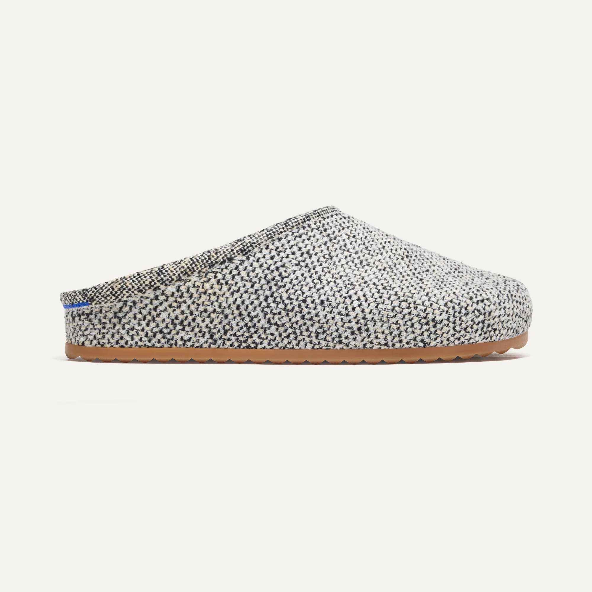 The Cozy Clog - Cookies and Cream Bouclé - Image 6